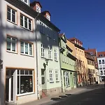 ステラ エルフルト アム ドーム ゲストハウス エアフルト