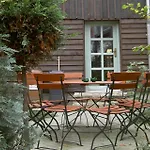 ゲストハウス ステラ エルフルト アム ドーム エアフルト