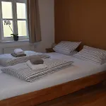 ステラ エルフルト アム ドーム ゲストハウス 3*