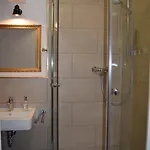 ゲストハウス ステラ エルフルト アム ドーム 3*