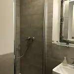 ゲストハウス ステラ エルフルト アム ドーム 3*