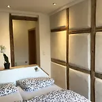 ステラ エルフルト アム ドーム 3* エアフルト