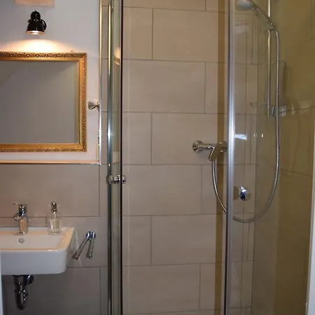 Pensión Stella Am Erfurter Dom 3*