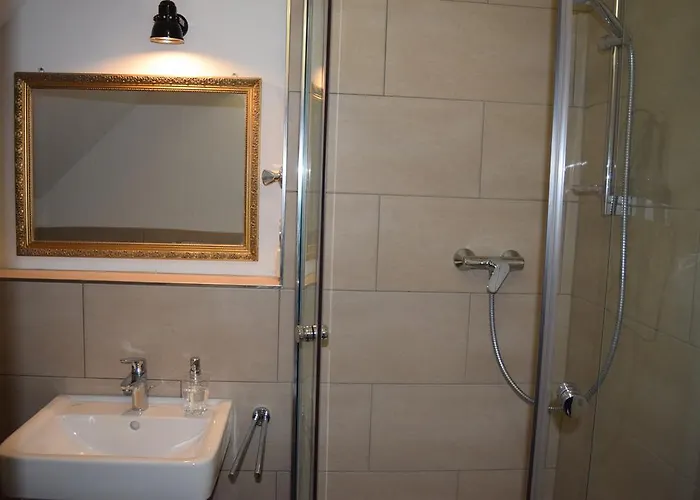 Konukevi Stella Am Erfurter Dom 3*